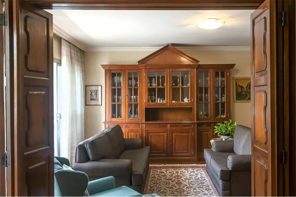 Foto 6 de Apartamento com 3 quartos à venda, 198m2 em Itaim Bibi, São Paulo - SP