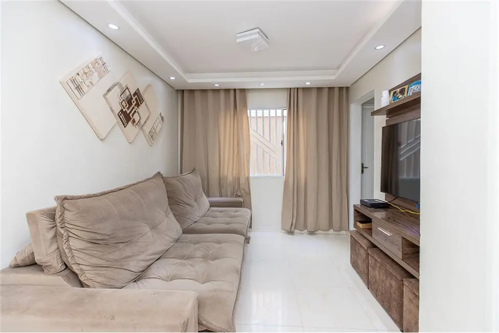 Foto 3 de Casa com 2 quartos à venda, 66m2 em Vila Carmosina, São Paulo - SP