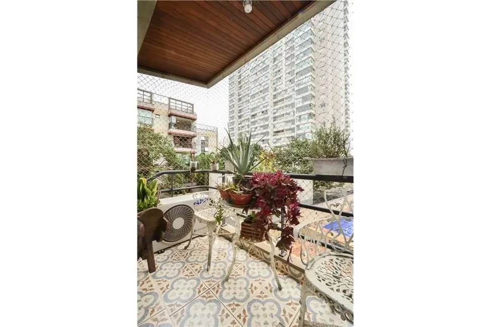 Apartamento com 3 quartos à venda, 141m2 em Brooklin Paulista, São Paulo - SP - imagem 8 Foto 8 de Apartamento com 3 quartos à venda, 141m2 em Brooklin Paulista, São Paulo - SP
