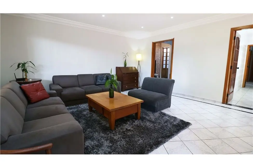 Casa com 3 quartos à venda, 218m2 em Capão Redondo, São Paulo - SP - imagem 7 Foto 7 de Casa com 3 quartos à venda, 218m2 em Capão Redondo, São Paulo - SP