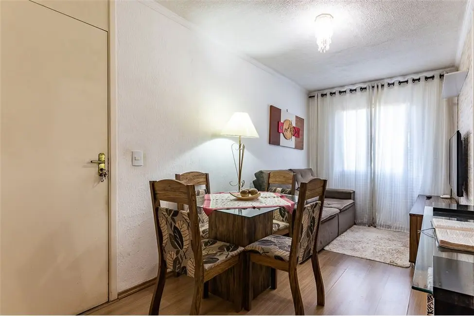 Foto 2 de Apartamento com 2 quartos à venda, 49m2 em Vila Curuçá, São Paulo - SP