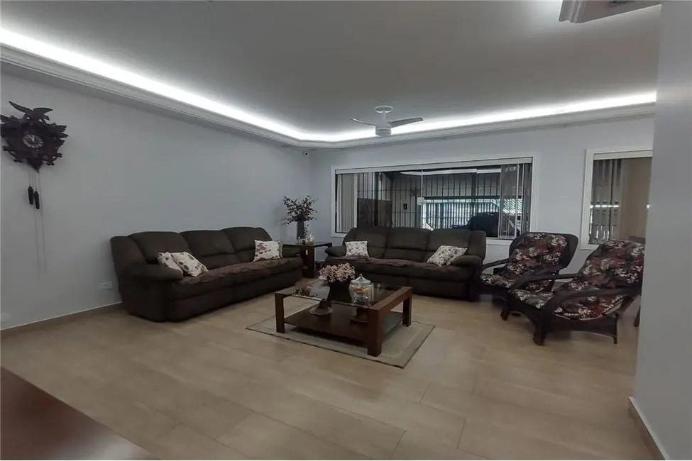Foto 1 de Casa com 2 quartos à venda, 230m2 em Jardim Guairaca, São Paulo - SP