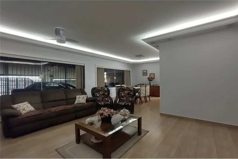 Foto 4 de Casa com 2 quartos à venda, 230m2 em Jardim Guairaca, São Paulo - SP