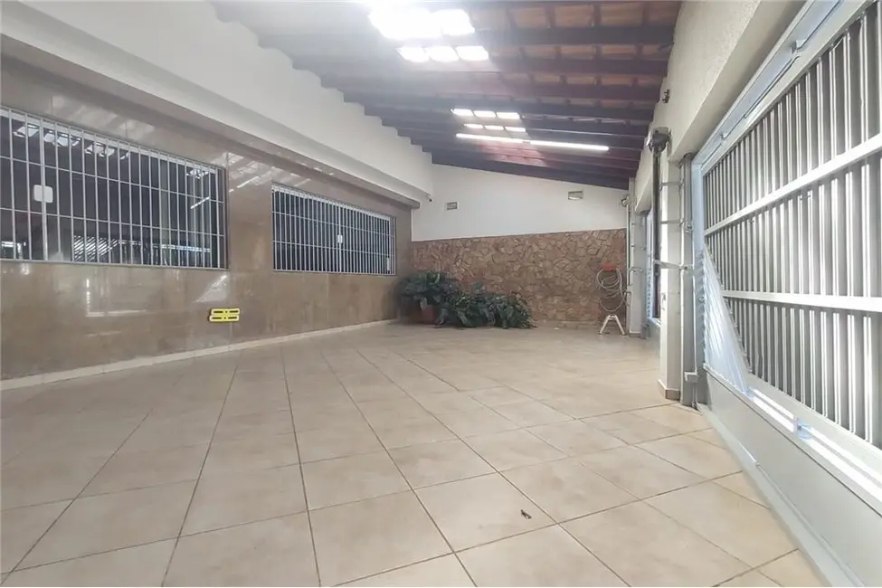 Foto 9 de Casa com 2 quartos à venda, 230m2 em Jardim Guairaca, São Paulo - SP