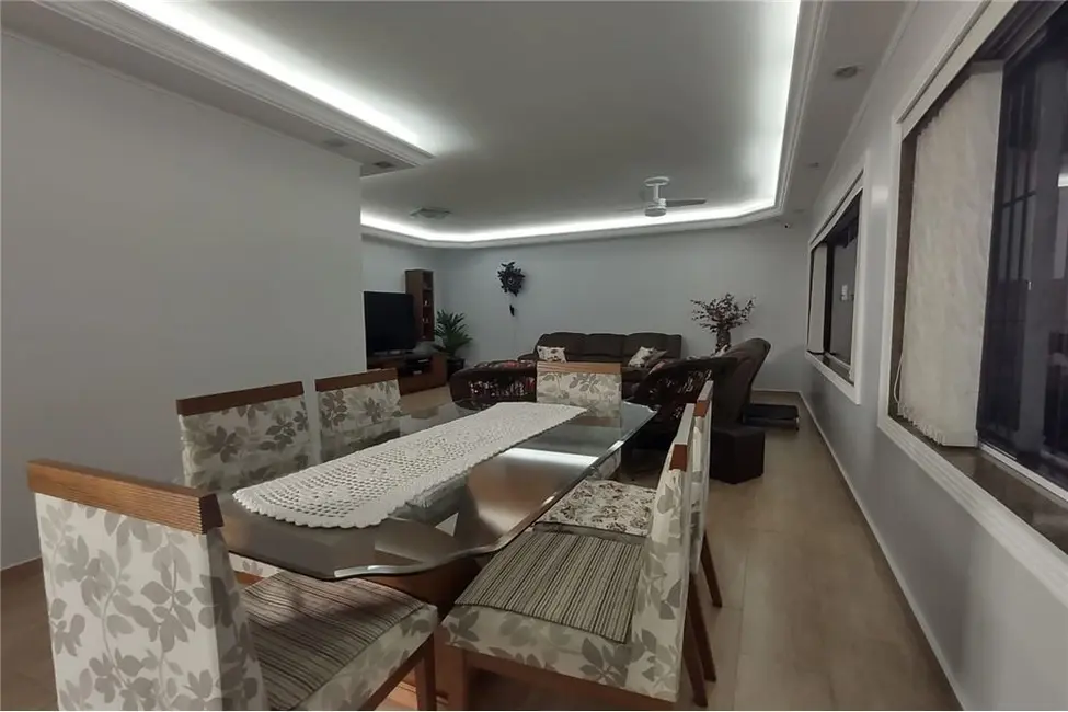 Foto 6 de Casa com 2 quartos à venda, 230m2 em Jardim Guairaca, São Paulo - SP