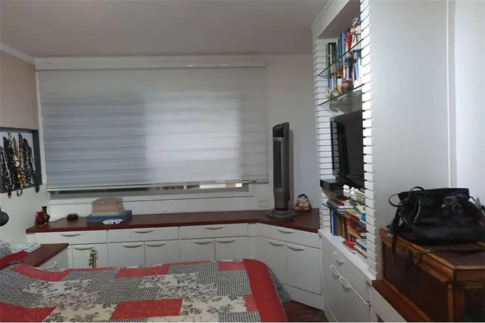 Apartamento com 3 quartos à venda, 129m2 em Perdizes, São Paulo - SP - imagem 6 Foto 6 de Apartamento com 3 quartos à venda, 129m2 em Perdizes, São Paulo - SP