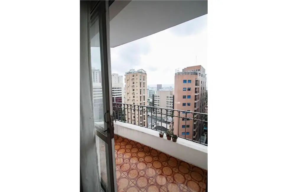 Foto 2 de Apartamento com 3 quartos à venda, 101m2 em Vila Madalena, São Paulo - SP