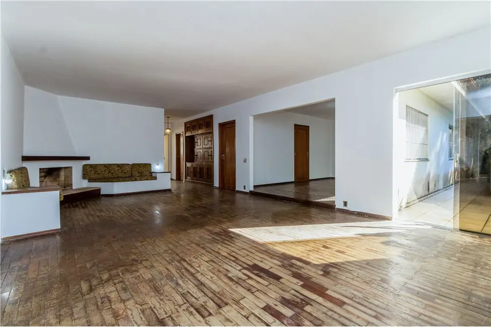 Foto 1 de Casa com 4 quartos à venda, 219m2 em Jardim Leonor, São Paulo - SP