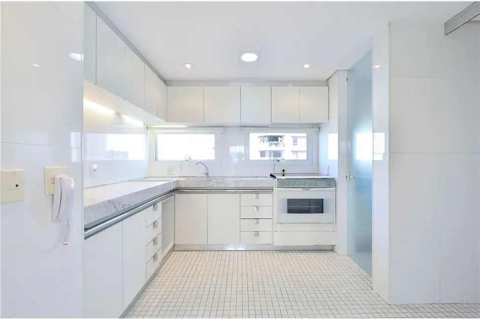 Foto 9 de Apartamento com 2 quartos à venda, 112m2 em Real Parque, São Paulo - SP