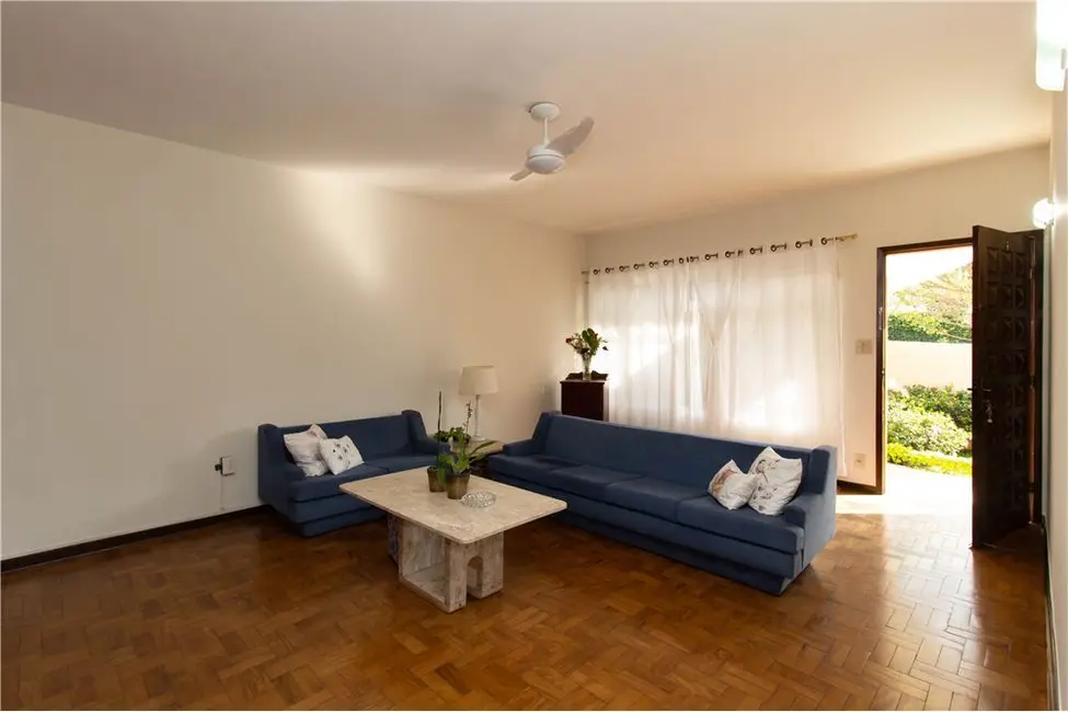 Casa com 3 quartos à venda, 193m2 em Bosque da Saúde, São Paulo - SP - imagem 3 Foto 3 de Casa com 3 quartos à venda, 193m2 em Bosque da Saúde, São Paulo - SP