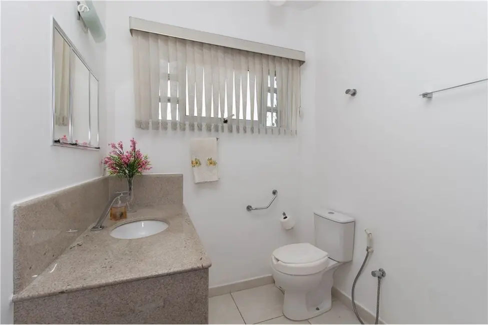 Casa com 3 quartos à venda, 193m2 em Bosque da Saúde, São Paulo - SP - imagem 9 Foto 9 de Casa com 3 quartos à venda, 193m2 em Bosque da Saúde, São Paulo - SP