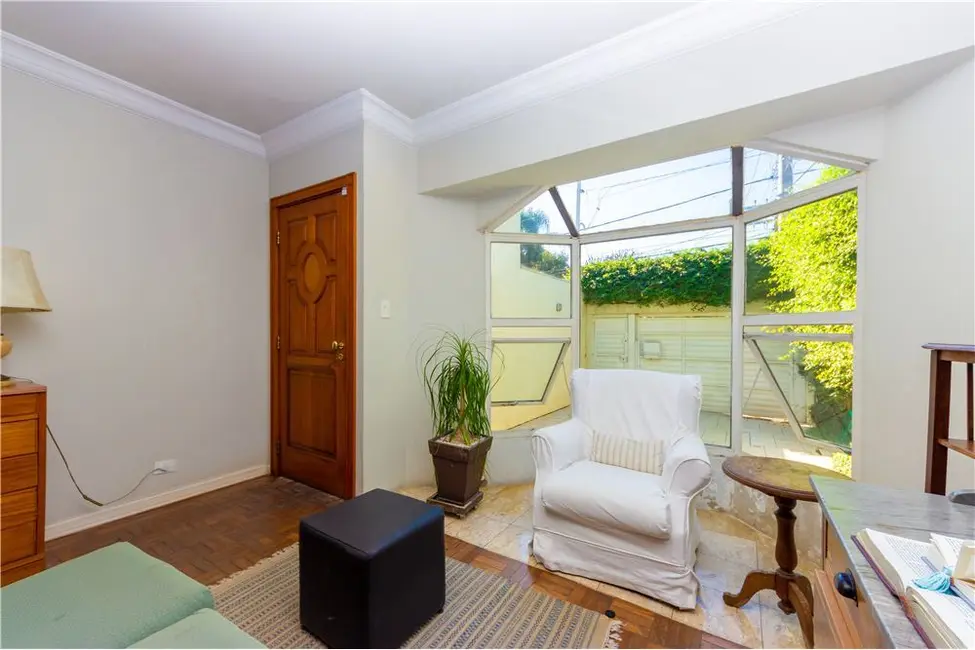 Casa com 3 quartos à venda, 168m2 em Vila Nova Conceição, São Paulo - SP - imagem 4 Foto 4 de Casa com 3 quartos à venda, 168m2 em Vila Nova Conceição, São Paulo - SP