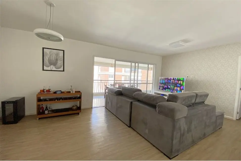 Apartamento com 4 quartos à venda, 128m2 em Vila Pompéia, São Paulo - SP - imagem 6 Foto 6 de Apartamento com 4 quartos à venda, 128m2 em Vila Pompéia, São Paulo - SP