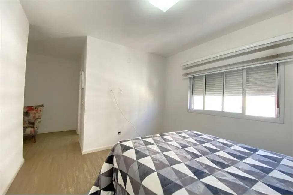 Apartamento com 4 quartos à venda, 128m2 em Vila Pompéia, São Paulo - SP - imagem 9 Foto 9 de Apartamento com 4 quartos à venda, 128m2 em Vila Pompéia, São Paulo - SP