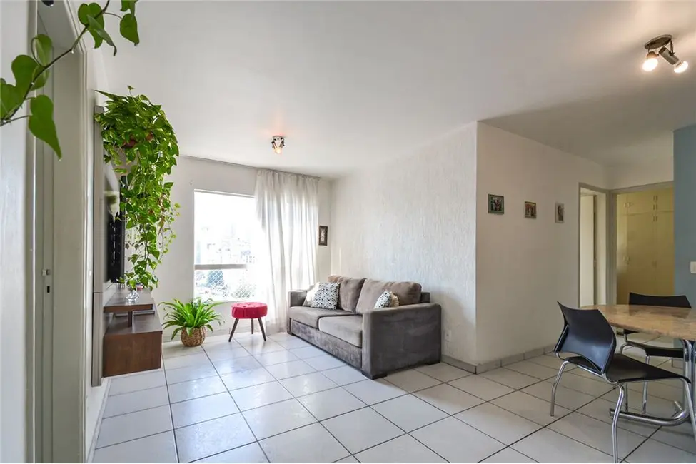 Foto 3 de Apartamento com 2 quartos à venda, 72m2 em Vila Nova Conceição, São Paulo - SP