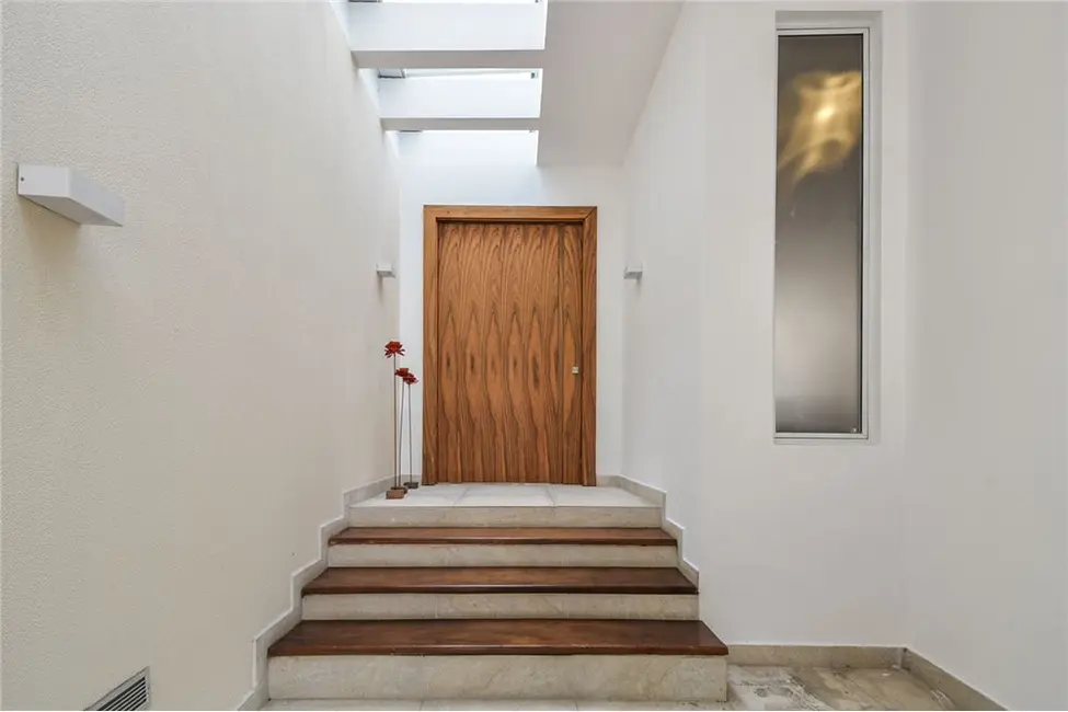 Casa com 3 quartos à venda, 280m2 em Planalto Paulista, São Paulo - SP - imagem 6 Foto 6 de Casa com 3 quartos à venda, 280m2 em Planalto Paulista, São Paulo - SP