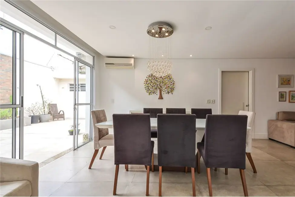 Casa com 3 quartos à venda, 280m2 em Planalto Paulista, São Paulo - SP - imagem 2 Foto 2 de Casa com 3 quartos à venda, 280m2 em Planalto Paulista, São Paulo - SP