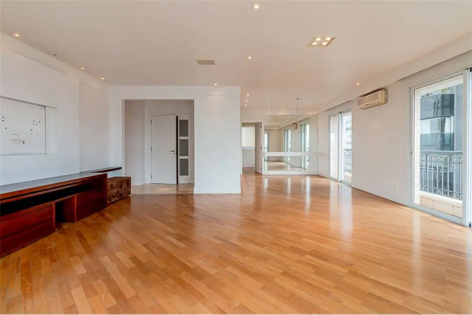 Apartamento com 4 quartos à venda, 230m2 em Perdizes, São Paulo - SP - imagem 6 Foto 6 de Apartamento com 4 quartos à venda, 230m2 em Perdizes, São Paulo - SP