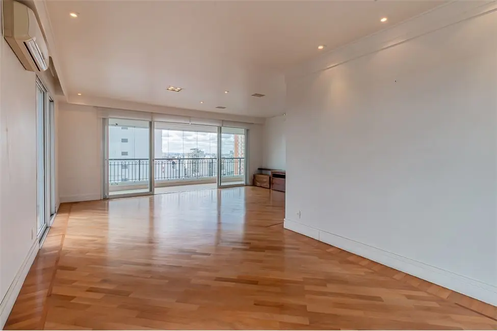 Apartamento com 4 quartos à venda, 230m2 em Perdizes, São Paulo - SP - imagem 8 Foto 8 de Apartamento com 4 quartos à venda, 230m2 em Perdizes, São Paulo - SP