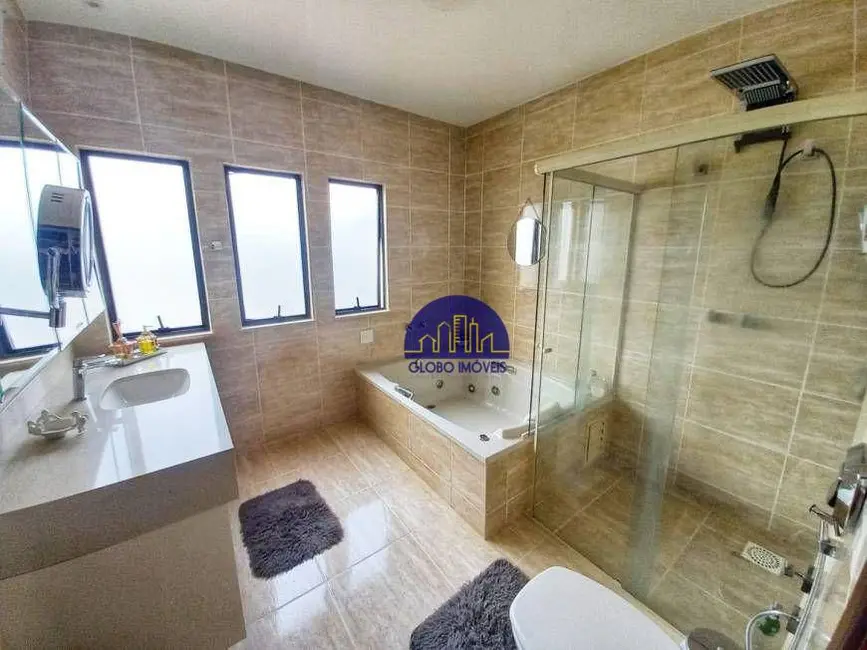 Foto 9 de Casa com 4 quartos à venda em Jardins Imperiais, Juiz De Fora - MG