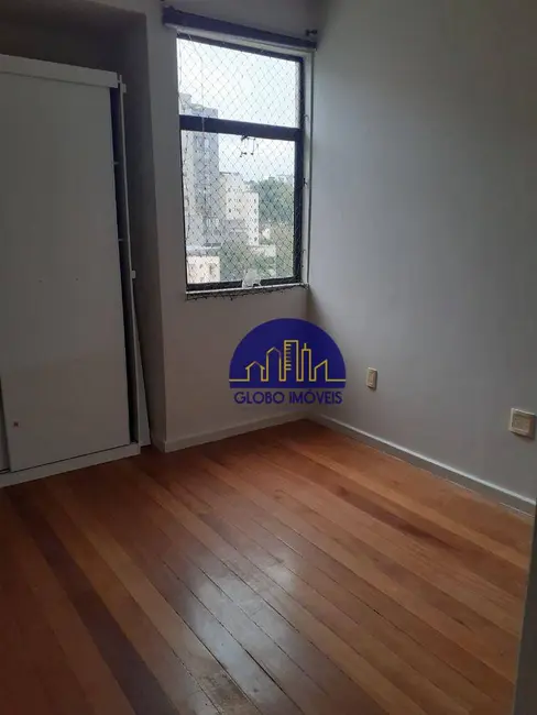 Foto 2 de Apartamento com 3 quartos para alugar em Juiz De Fora - MG