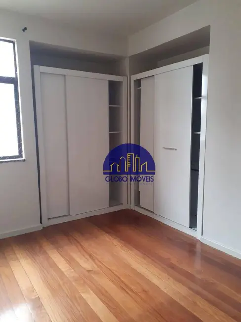 Apartamento com 3 quartos para alugar em Juiz De Fora - MG - imagem 3 Foto 3 de Apartamento com 3 quartos para alugar em Juiz De Fora - MG