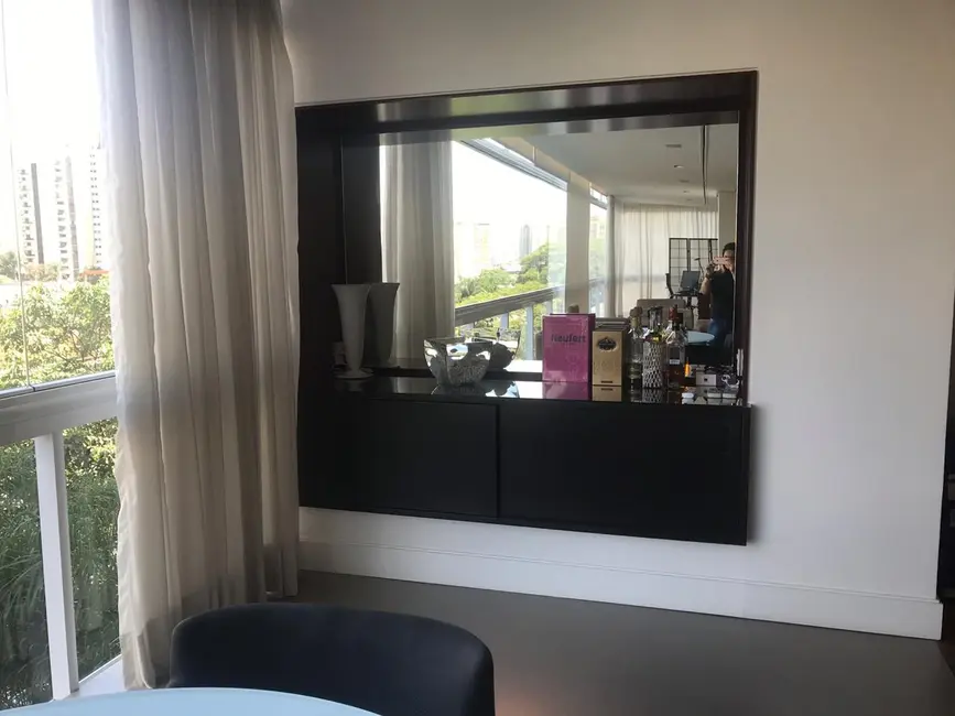 Foto 8 de Apartamento com 3 quartos à venda, 360m2 em Pacaembu, São Paulo - SP