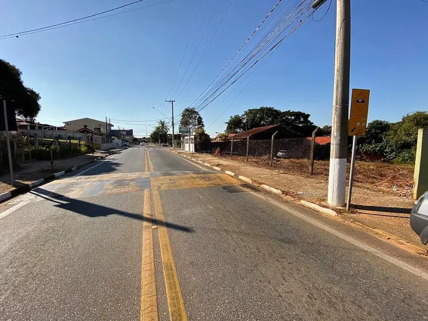Foto 2 de Terreno / Lote à venda, 750m2 em Ipero - SP