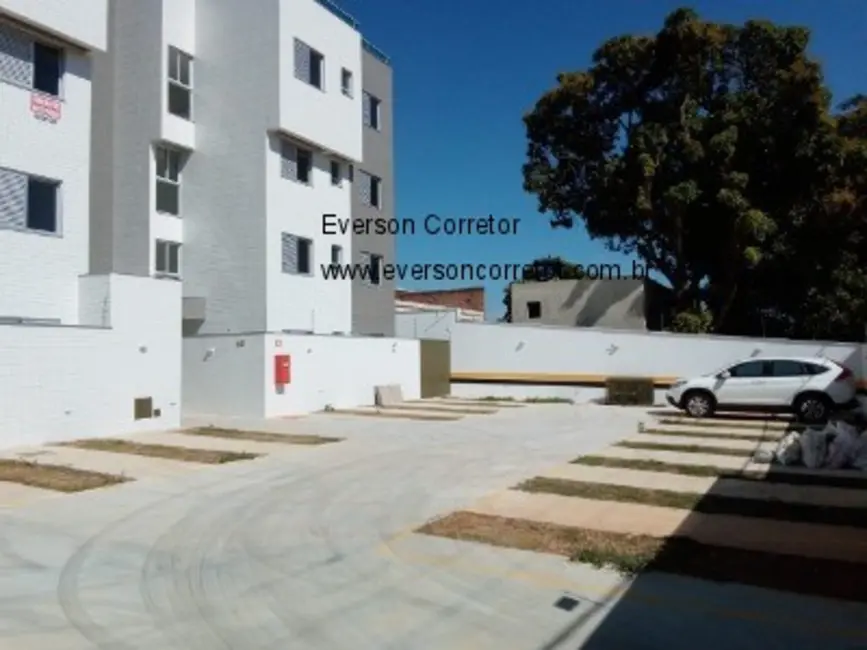 Foto 3 de Apartamento com 2 quartos à venda, 45m2 em Santa Mônica, Belo Horizonte - MG