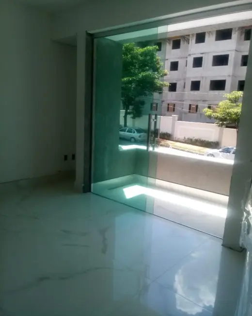 Foto 3 de Casa com 3 quartos à venda, 85m2 em Contagem - MG