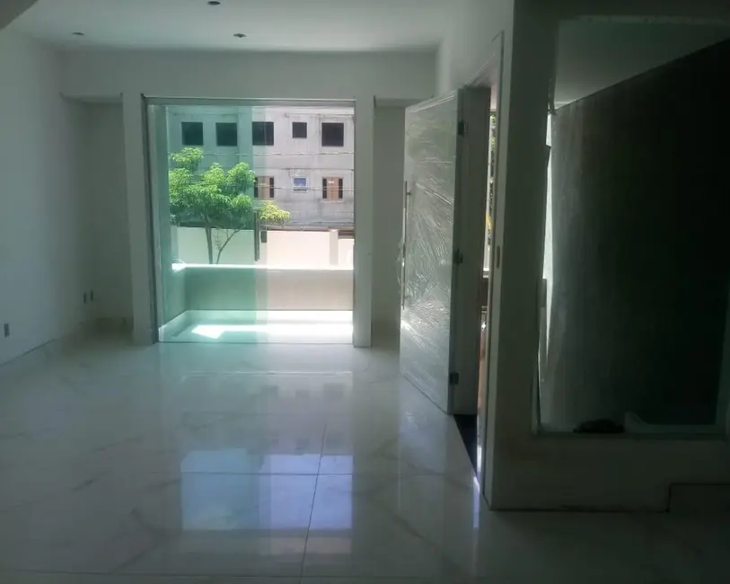 Foto 2 de Casa com 3 quartos à venda, 85m2 em Contagem - MG