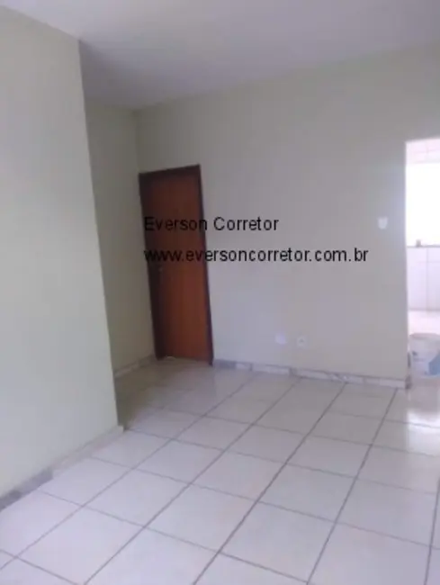 Casa com 2 quartos à venda, 65m2 em Centro (Justinópolis), Ribeirao Das Neves - MG - imagem 9 Foto 9 de Casa com 2 quartos à venda, 65m2 em Centro (Justinópolis), Ribeirao Das Neves - MG