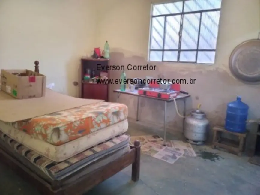 Sítio / Rancho com 2 quartos à venda, 200m2 em Esmeraldas - MG - imagem 4 Foto 4 de Sítio / Rancho com 2 quartos à venda, 200m2 em Esmeraldas - MG