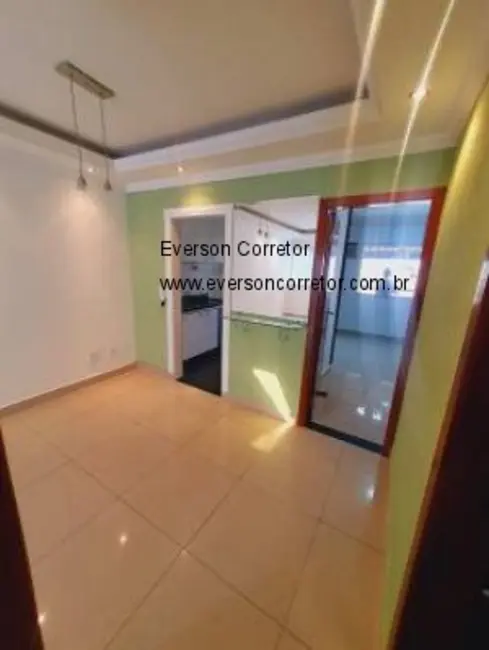 Foto 3 de Casa com 3 quartos à venda, 150m2 em Copacabana, Belo Horizonte - MG