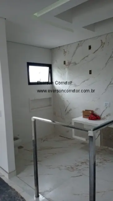 Casa com 3 quartos à venda, 187m2 em Santa Rosa, Belo Horizonte - MG - imagem 3 Foto 3 de Casa com 3 quartos à venda, 187m2 em Santa Rosa, Belo Horizonte - MG