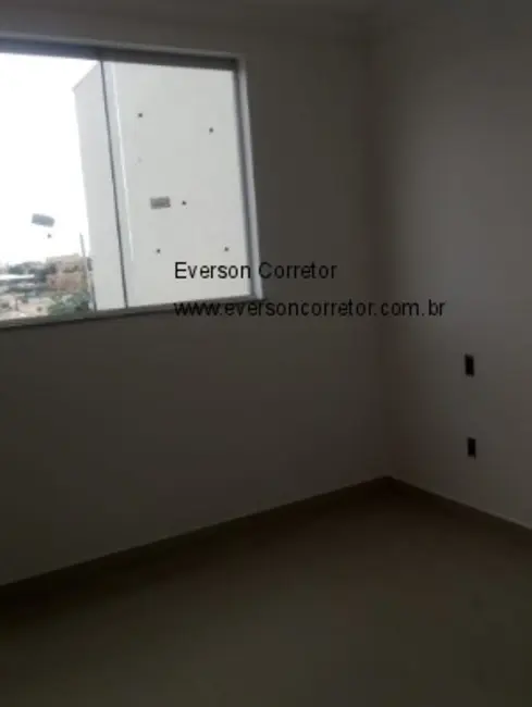 Casa com 3 quartos à venda, 30m2 em Rio Branco, Belo Horizonte - MG - imagem 4 Foto 4 de Casa com 3 quartos à venda, 30m2 em Rio Branco, Belo Horizonte - MG