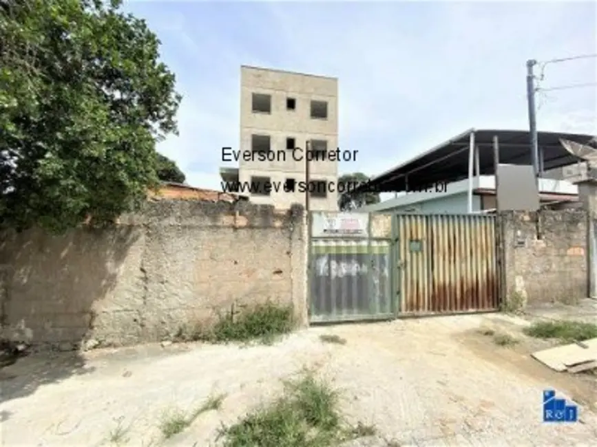 Foto 2 de Apartamento com 2 quartos à venda, 44m2 em Guarani, Belo Horizonte - MG