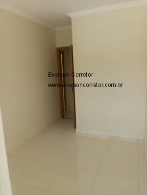 Casa com 2 quartos à venda, 85m2 em Jardim dos Comerciários (Venda Nova), Belo Horizonte - MG - imagem 9 Foto 9 de Casa com 2 quartos à venda, 85m2 em Jardim dos Comerciários (Venda Nova), Belo Horizonte - MG