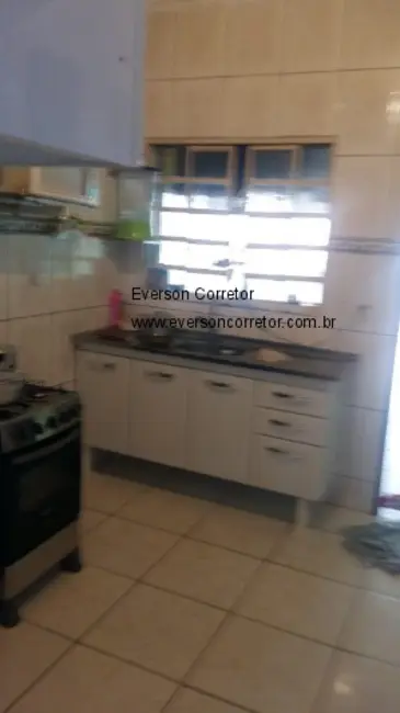 Casa com 2 quartos à venda, 90m2 em Jardim dos Comerciários (Venda Nova), Belo Horizonte - MG - imagem 6 Foto 6 de Casa com 2 quartos à venda, 90m2 em Jardim dos Comerciários (Venda Nova), Belo Horizonte - MG