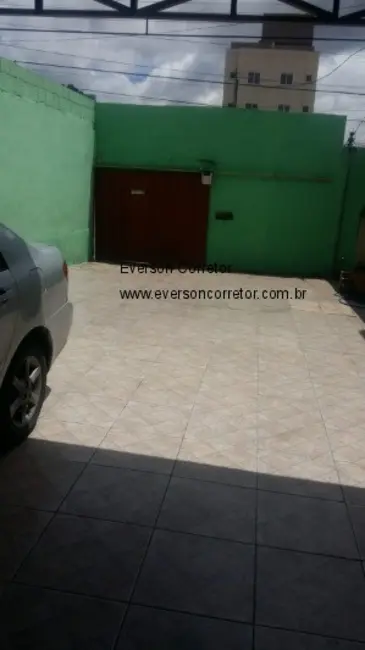 Casa com 2 quartos à venda, 90m2 em Jardim dos Comerciários (Venda Nova), Belo Horizonte - MG - imagem 4 Foto 4 de Casa com 2 quartos à venda, 90m2 em Jardim dos Comerciários (Venda Nova), Belo Horizonte - MG