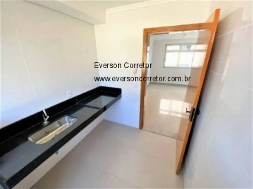 Apartamento com 3 quartos à venda, 80m2 em Candelária, Belo Horizonte - MG - imagem 4 Foto 4 de Apartamento com 3 quartos à venda, 80m2 em Candelária, Belo Horizonte - MG
