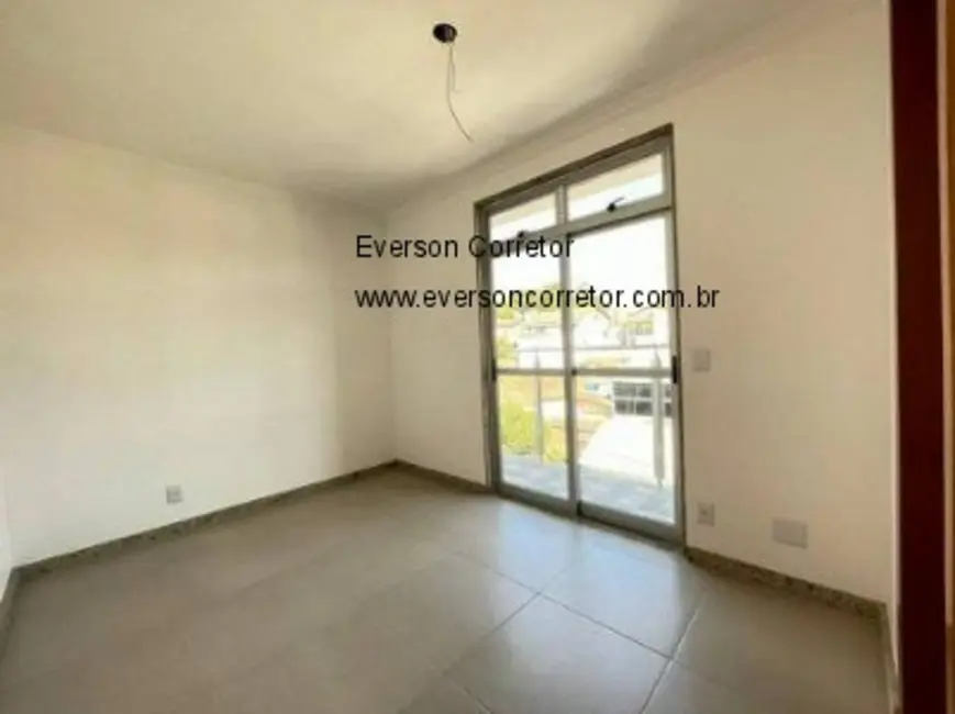 Apartamento com 3 quartos à venda, 80m2 em Candelária, Belo Horizonte - MG - imagem 7 Foto 7 de Apartamento com 3 quartos à venda, 80m2 em Candelária, Belo Horizonte - MG