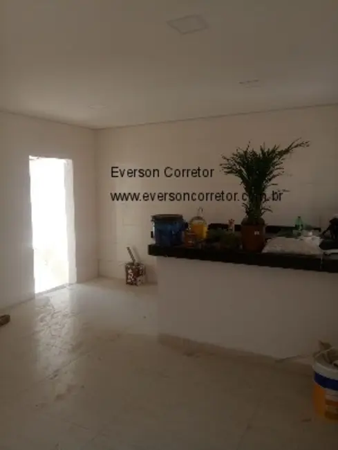 Casa com 3 quartos à venda, 100m2 em Letícia, Belo Horizonte - MG - imagem 4 Foto 4 de Casa com 3 quartos à venda, 100m2 em Letícia, Belo Horizonte - MG