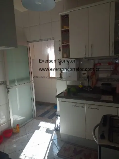 Casa com 3 quartos à venda, 140m2 em Santa Mônica, Belo Horizonte - MG - imagem 9 Foto 9 de Casa com 3 quartos à venda, 140m2 em Santa Mônica, Belo Horizonte - MG