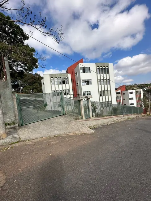 Foto 2 de Apartamento com 3 quartos à venda, 60m2 em Califórnia, Belo Horizonte - MG