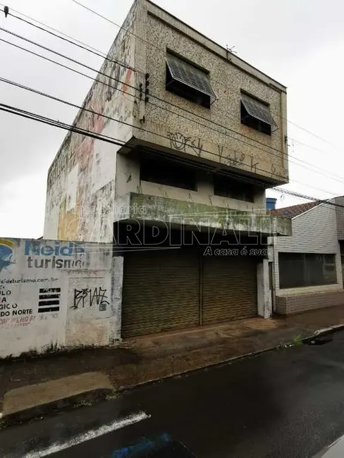 Foto 2 de Sobrado com 3 quartos para alugar, 300m2 em Araraquara - SP