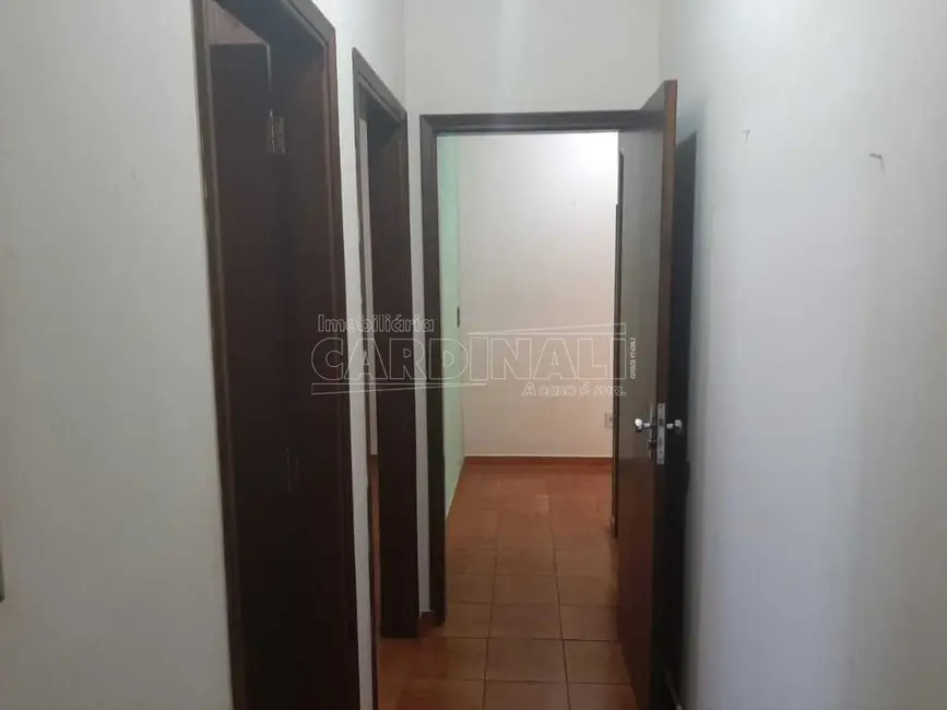 Foto 1 de Casa com 3 quartos à venda, 224m2 em Araraquara - SP