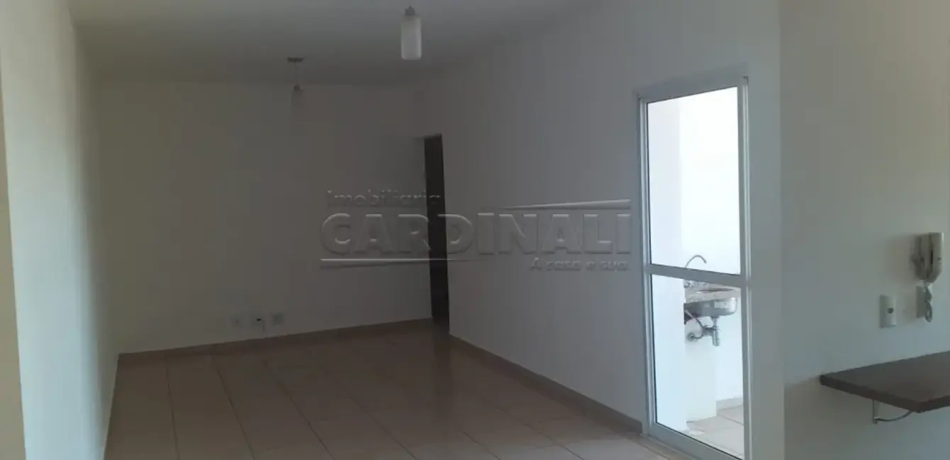 Foto 2 de Apartamento com 3 quartos para alugar, 49m2 em Araraquara - SP
