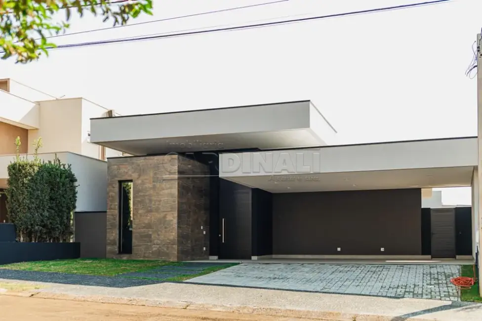 Casas com 3 quartos à venda em Jardim Del Rei, Araraquara, SP