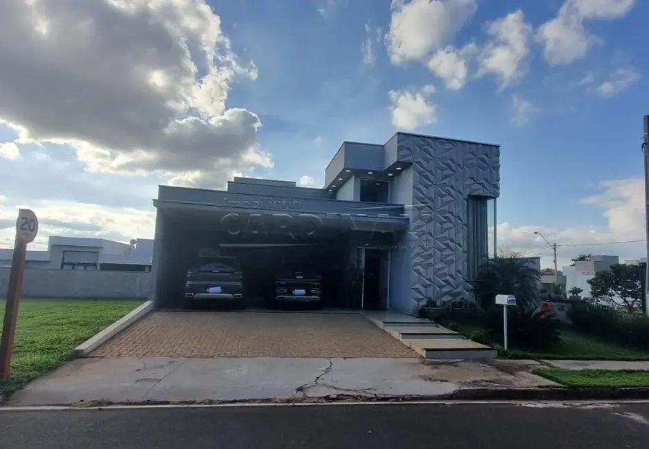 Foto 2 de Casa de Condomínio com 3 quartos para alugar, 218m2 em Araraquara - SP